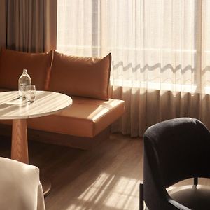 Signature Twin Room